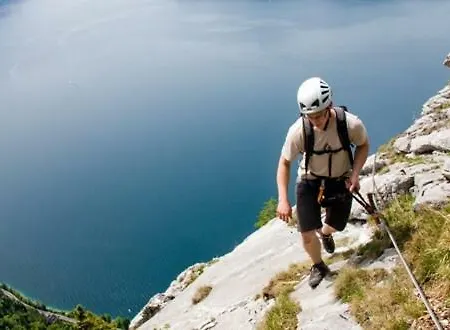 Haus Auer Kwatera prywatna Weyregg am Attersee