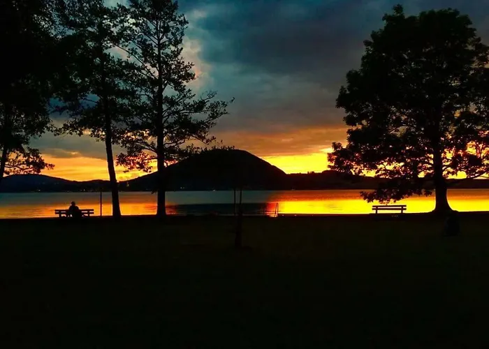 Δωμάτια σε οικογενειακή κατοικία Haus Auer Weyregg